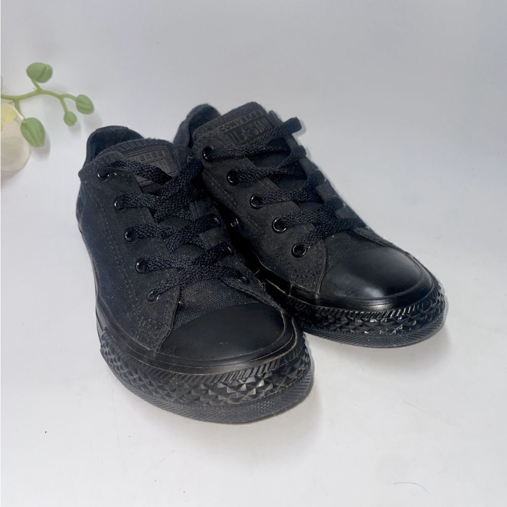 Converse Kids Black Low Top Sneakers
